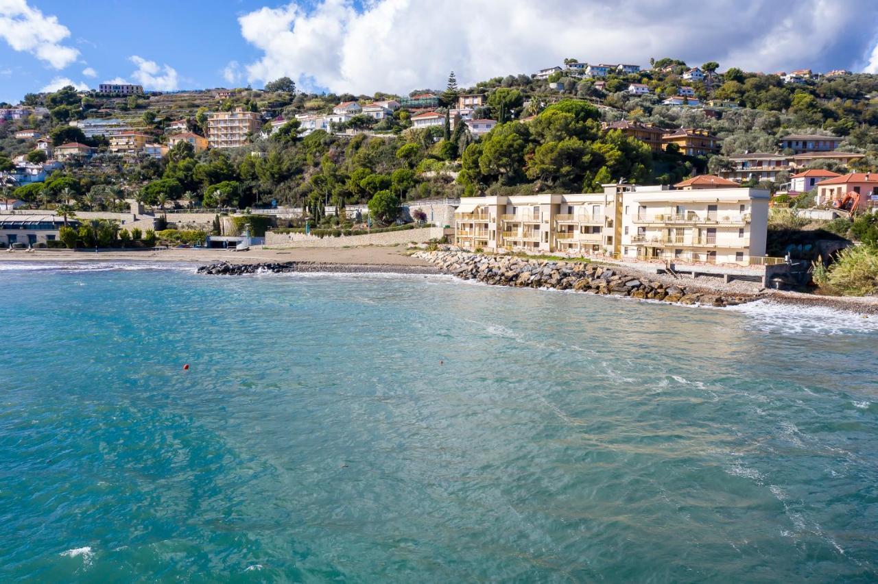 Apartmán Terrazza Sul Mare San Lorenzo al Mare Exteriér fotografie