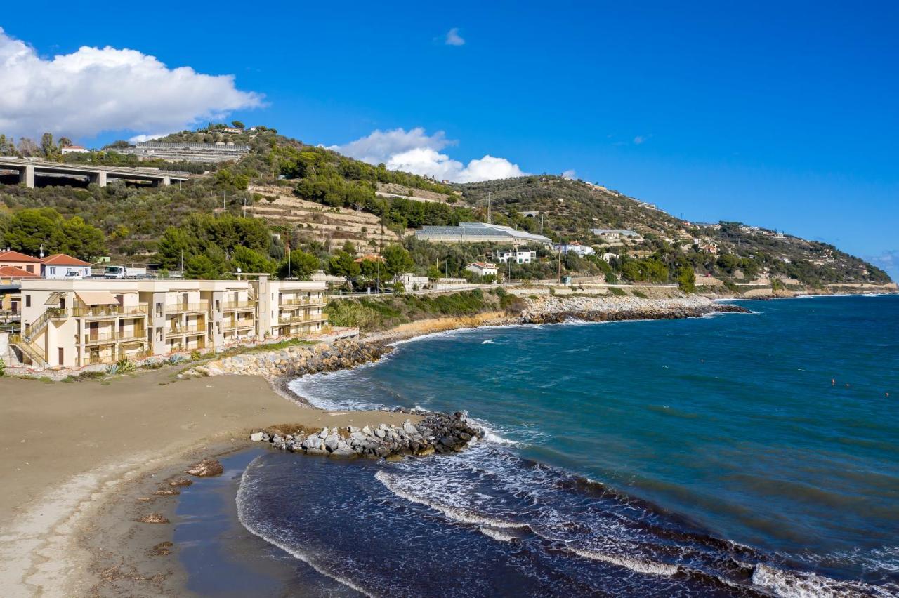 Apartmán Terrazza Sul Mare San Lorenzo al Mare Exteriér fotografie