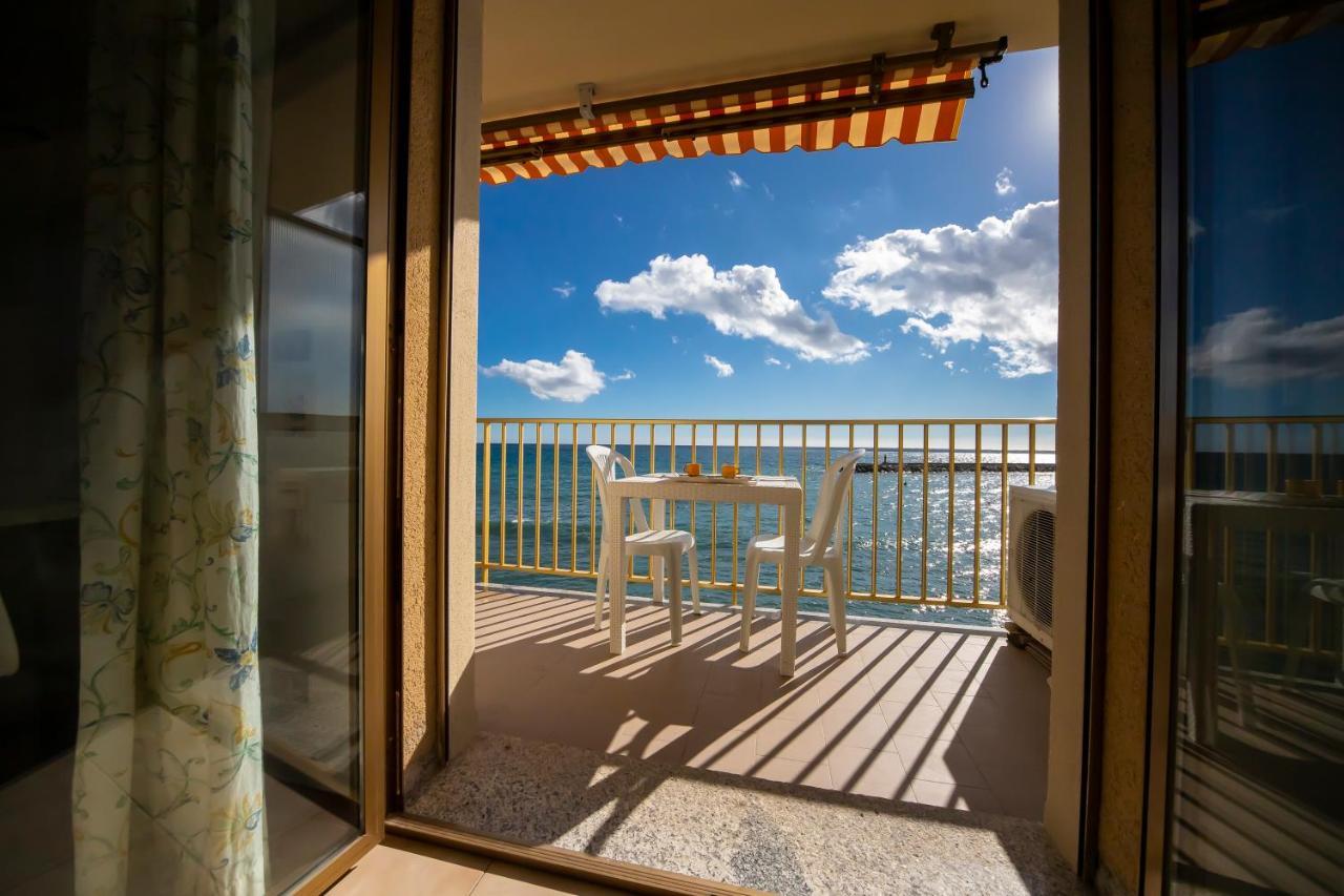 Apartmán Terrazza Sul Mare San Lorenzo al Mare Exteriér fotografie